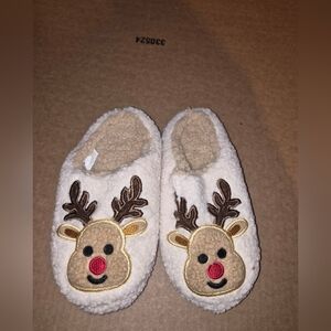 NWOT Cozy Reindeer Slippers - Cream and Brown Medium (8-10)